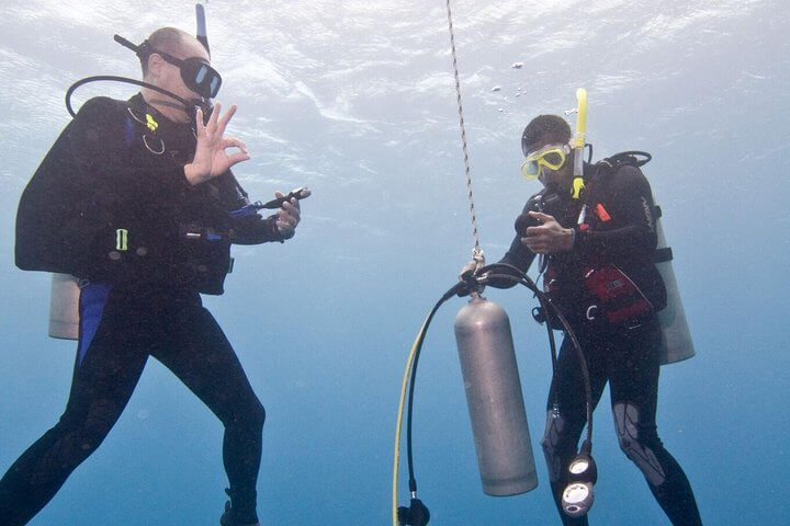 PADI Deep Diver Course with Divingguru