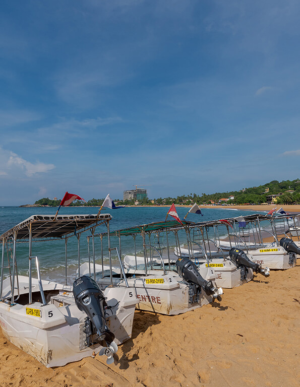 diving boats in Sri Lanka