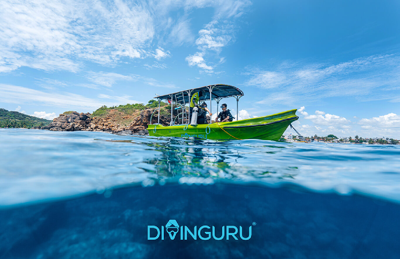 Divinguru Nilaveli briefing & meeting room where you receive all you need to know about safety procedure, dive sites and dive briefings 