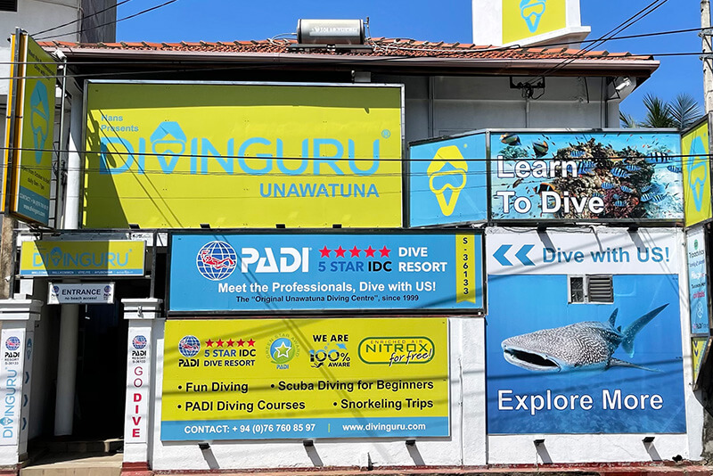 our diving centre in Unawatuna, located directly on the Unawatuna Beach, Divinguru Unawatuna, the Original Unawatuna Diving Centre since 1999, PADI store S-36133