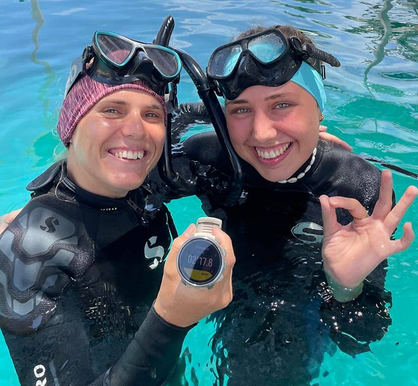 try scuba diving for kids in Sri Lanka with Eliska Siskova